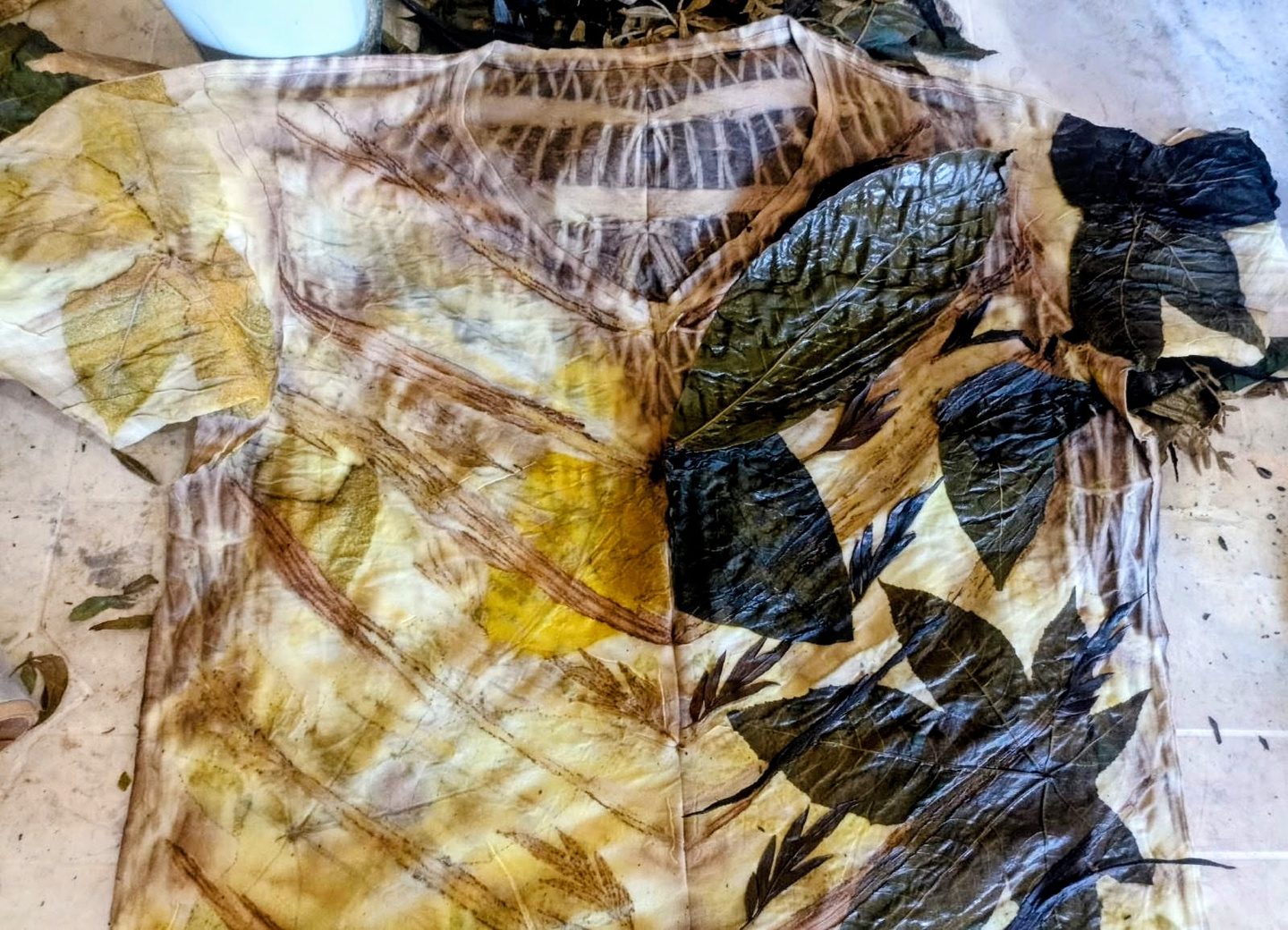Ecoprint sobre seda orgánica